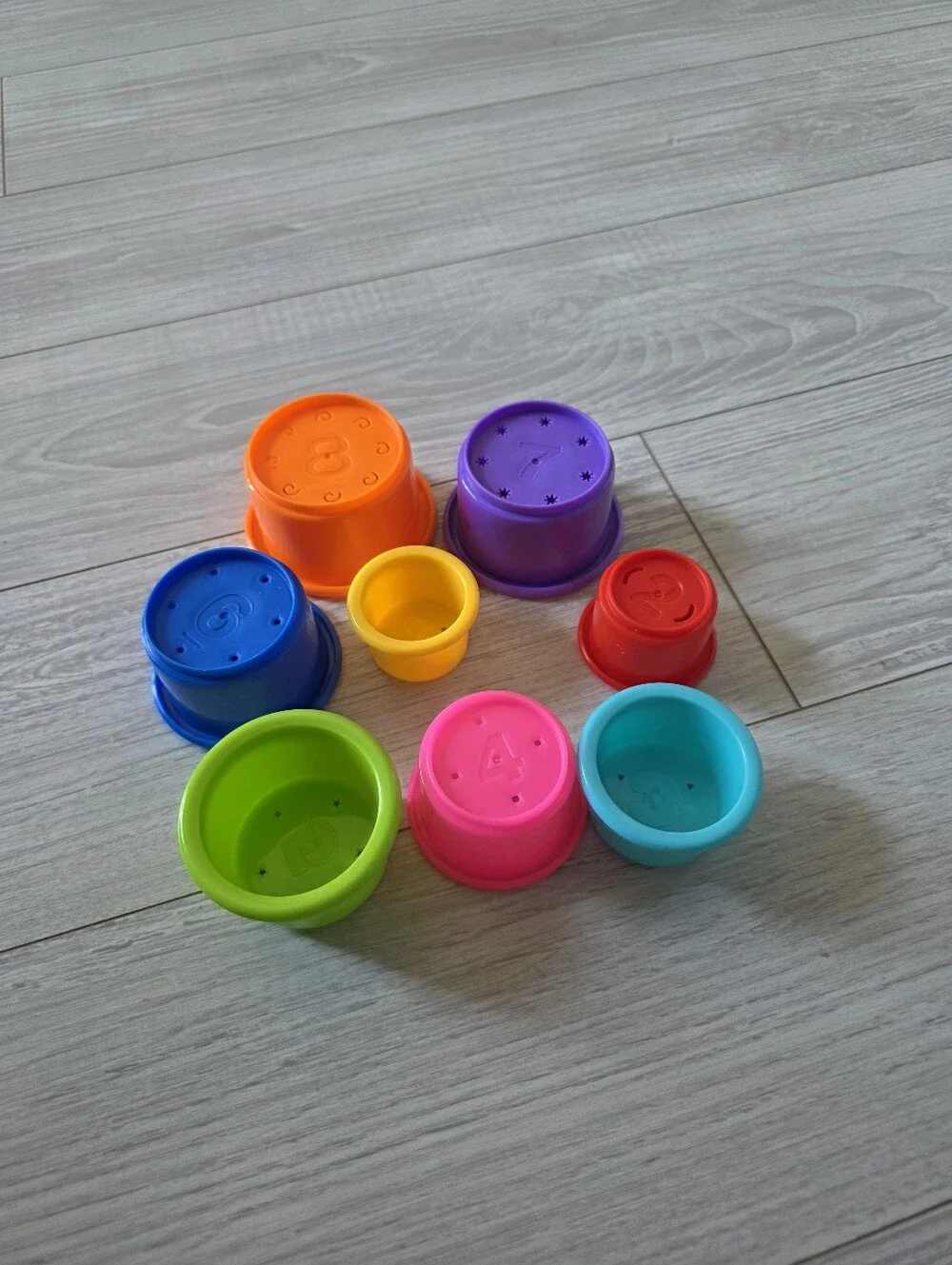 Colorful Numbered Stacking Toy 1-8